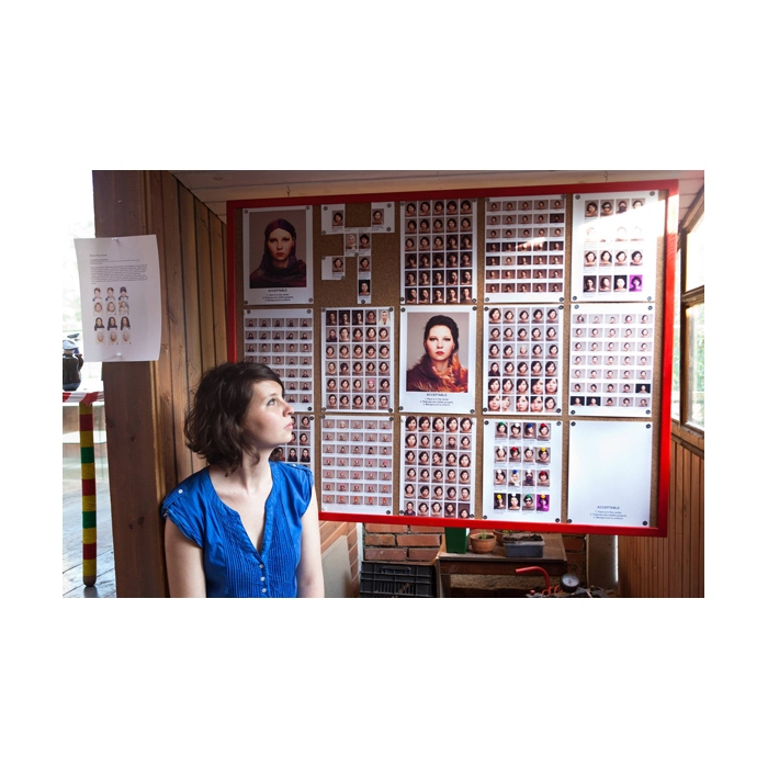 Маша Полуэктова. "Acceptable self-portreit"