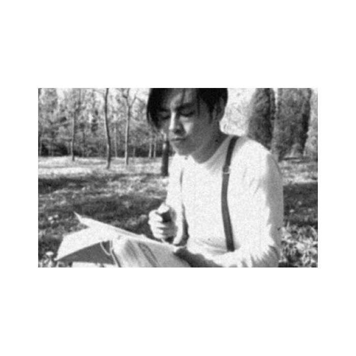 Кадр из работы Ли Жаня "Другой современный художник", 2013 год, видео, ч/б, звук, длительность 7:05 мин. © Aike-Dellarco Gallery, Шанхай