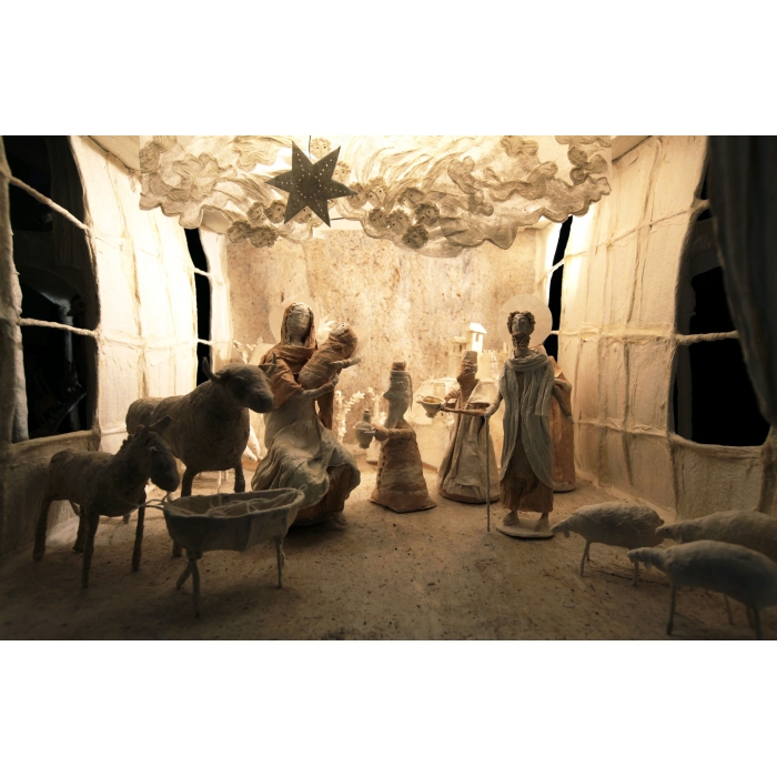 Работа художника Дины Хайченко