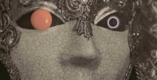 "Вспоминая Ашик-Кериб", ч/б фотография, мелкая пластика из муранского стекла; единственный экземпляр